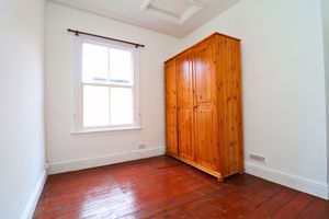 Photo 7- click for photo gallery